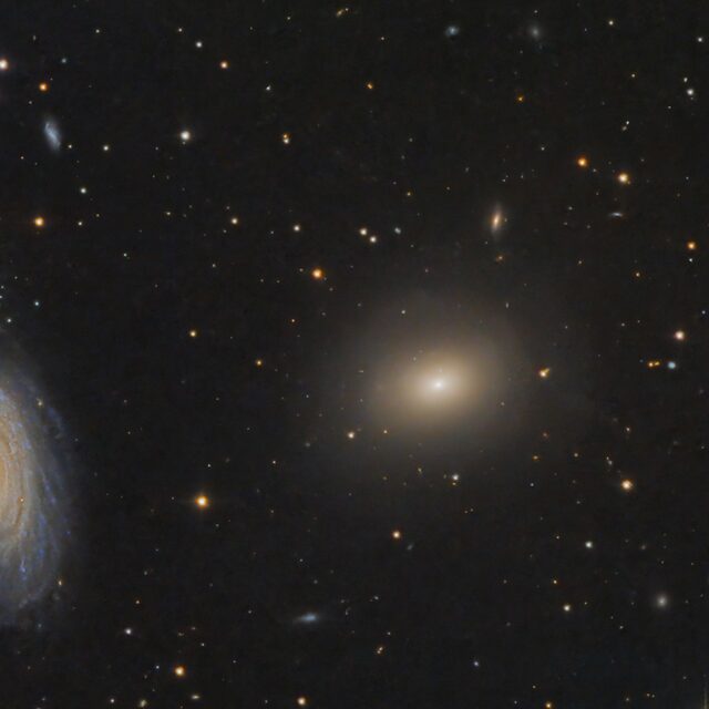 Galaxien NGC 5981 + 5982 + 5985